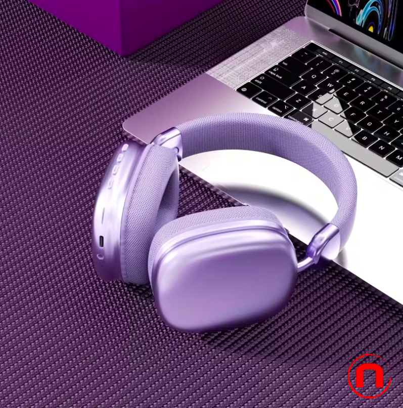 Wireless stereo headphones with noise cancellation