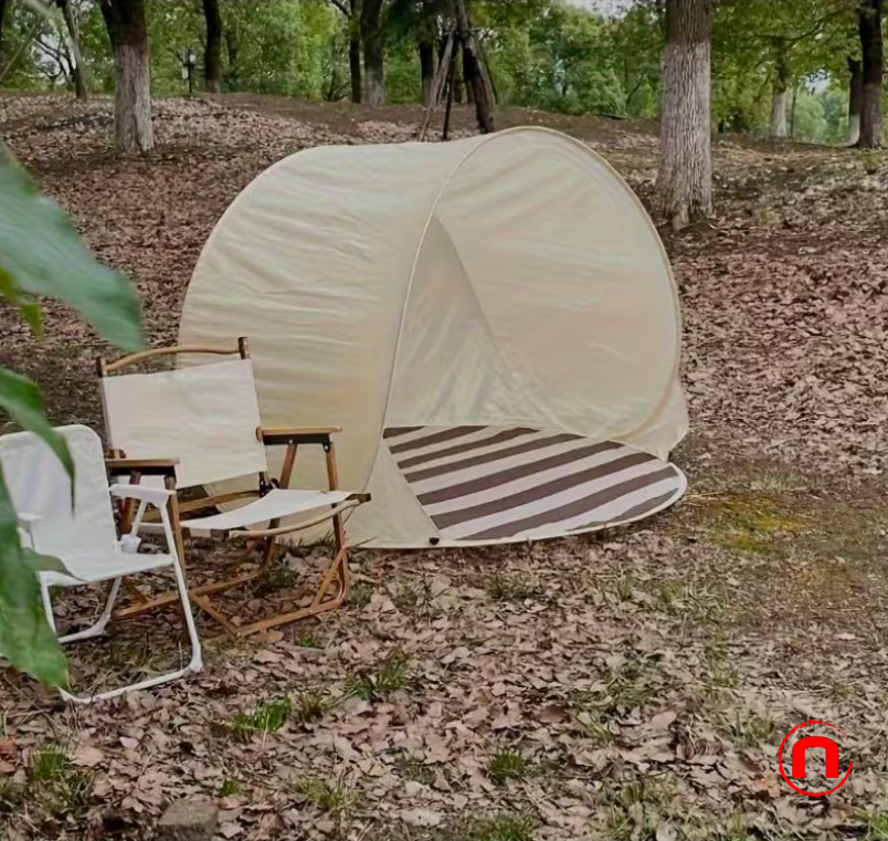 Folding outdoor camping tent