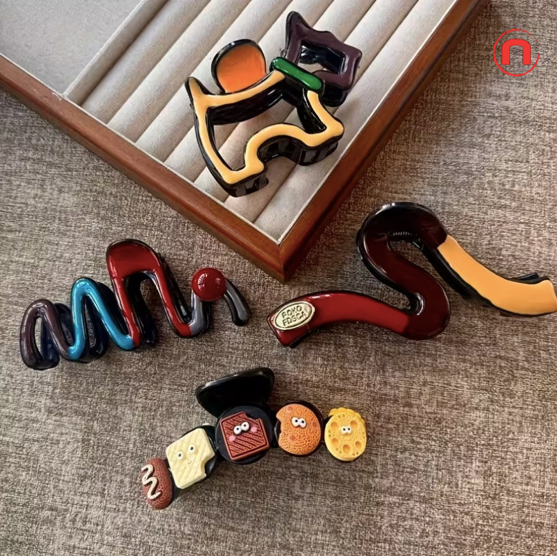 Premium Hair Clip Set ✨🌈