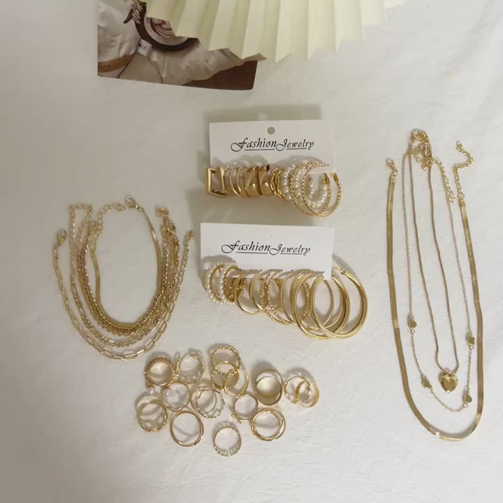 54 pieces of elegant jewelry