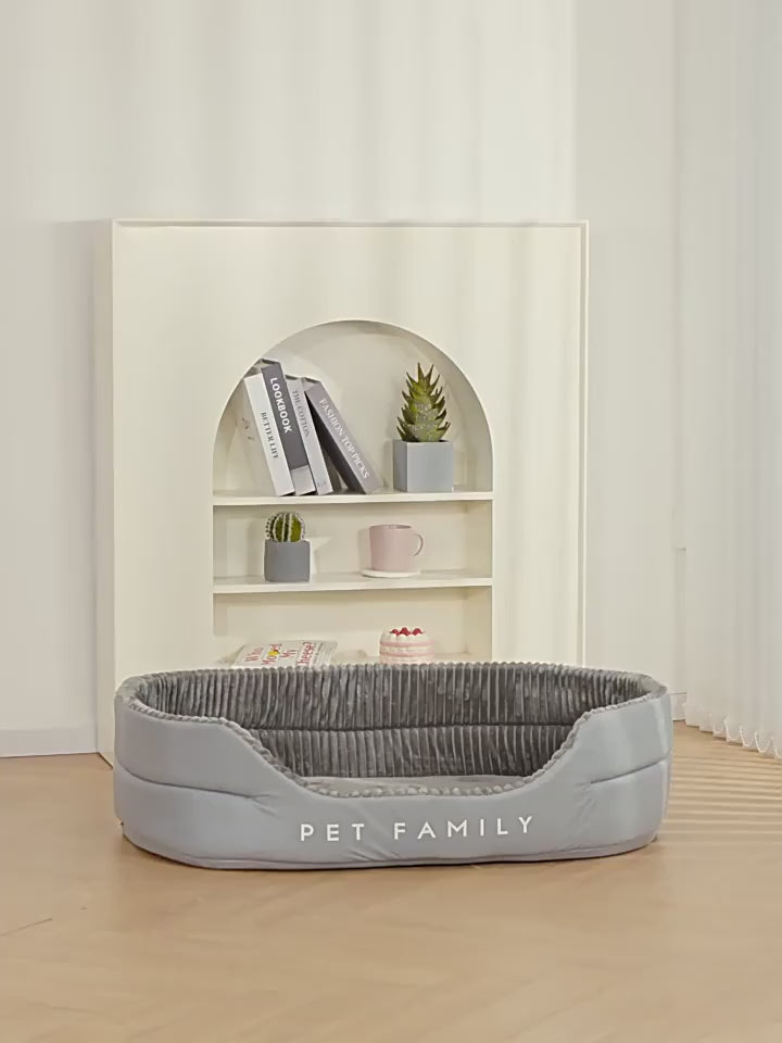 Oval Plush Pet Bed: XL Comfort for Your Furry King or Queen