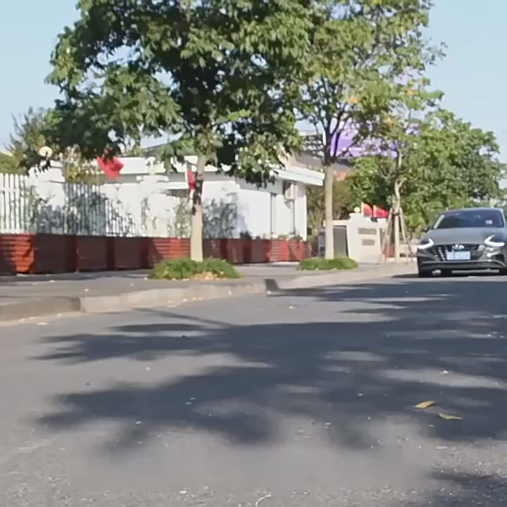 Powerful portable air compressor